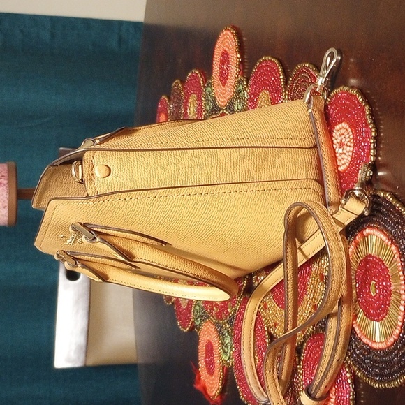 Kate Spade Bag Tan - Picture 16 of 17